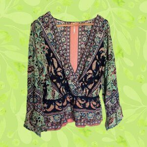 🍄50% FREE PEOPLE Boho V-Neck Blouse